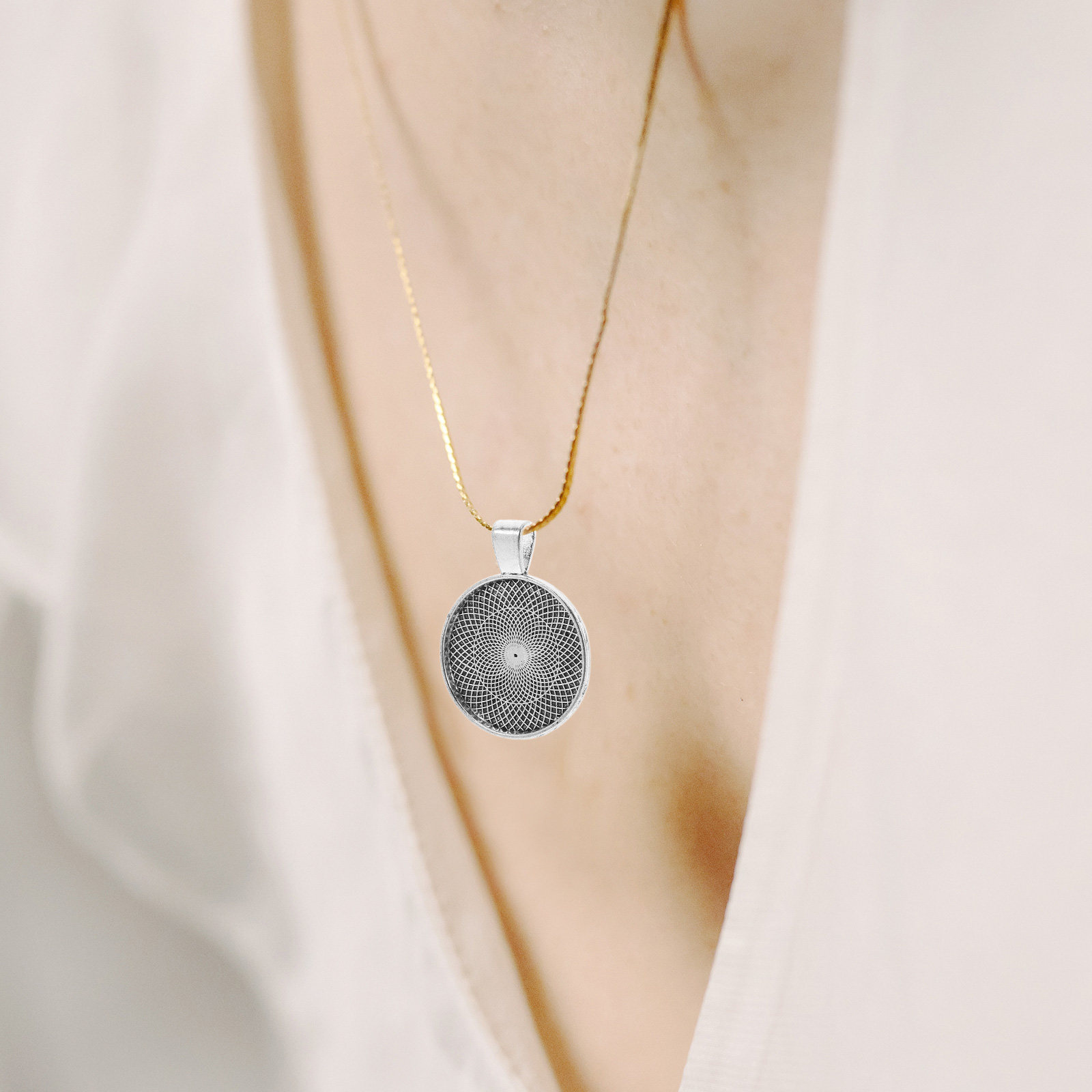 40 Pezzi di Basi per Ciondoli  - Bezels Set Pendant recensione e prezzo